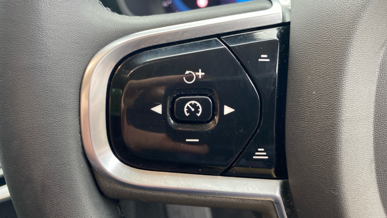 Volvo V60 2.0 T6 [350] Recharge PHEV Plus Dark 5dr AWD Auto Estate